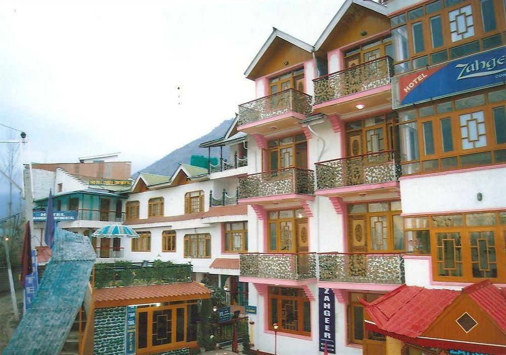 Hotel Zahgeer Continental - Srinagar Exterior foto